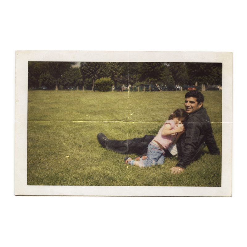 Notre père dans le jardin, une photo de famille